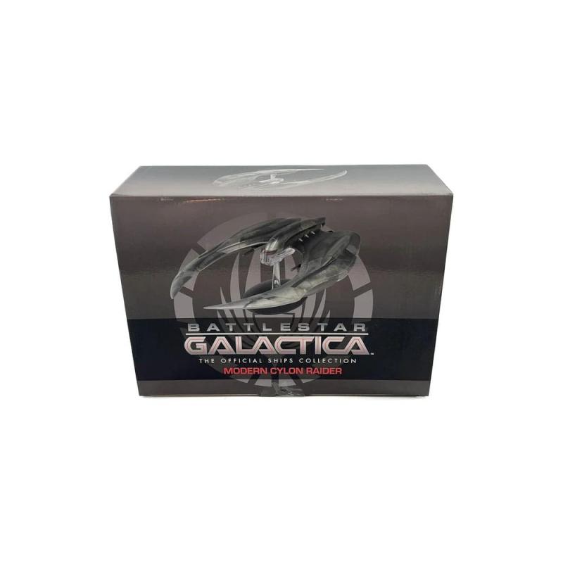 Battlestar Galactica Blood and Chrome Model Cylon Raider (2004)
