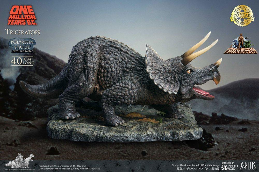 One Million Years B.C.: Triceratops 19 cm Statue - Star Ace Toys