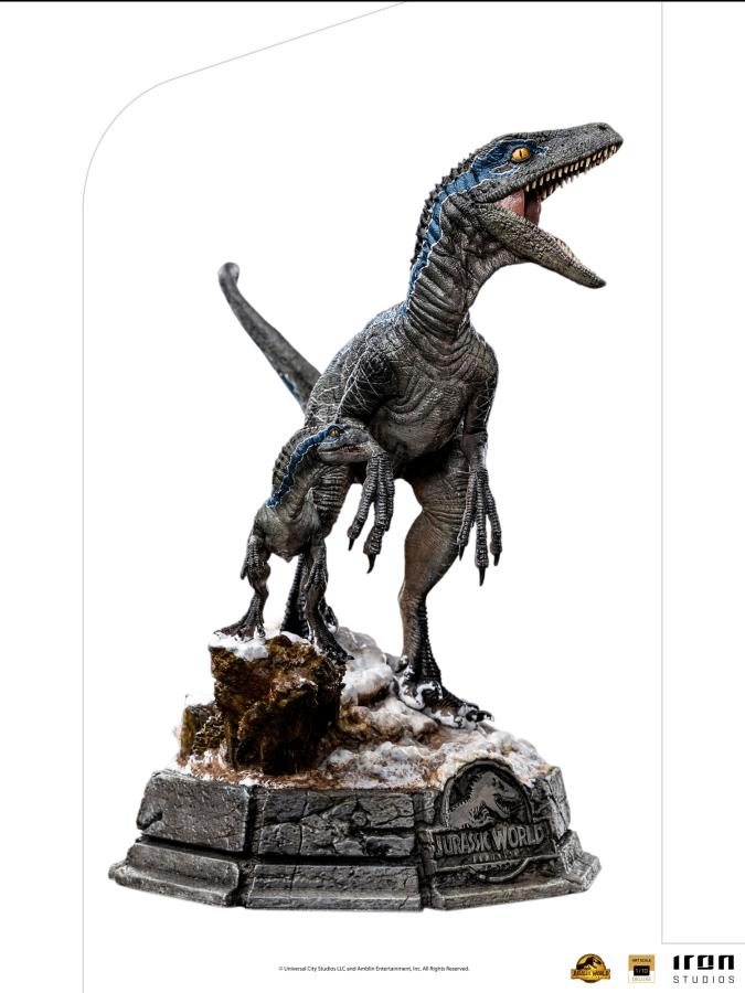 Jurassic World Dominion: Blue and Beta 1/10 Deluxe Art Scale Statue - Iron Studios