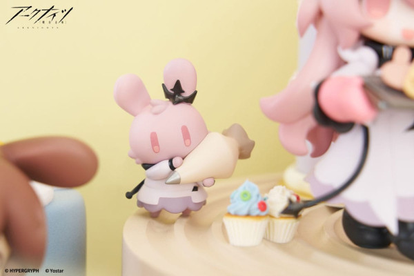 Arknights Would You Like A Dessert? Mini Series PVC Statue Civilight Eterna 11 cm 5