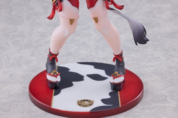 Original Character PVC Figure 1/6 Ushi-chan Illustration by u-suke 28 cm 4