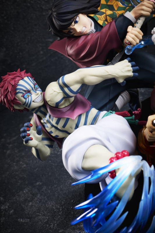 Demon Slayer: Kimetsu no Yaiba PVC Figure Tanjiro Kamado & Giyu Tomioka & Akaza 13 cm 4