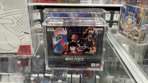Evoretro Acrylic Display Case for Bandai One Piece TCG Booster Box (English) 5