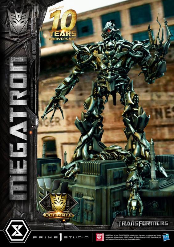Transformers: Megatron Ultimate Bonus Version 84 cm Museum Masterline Statue - P1