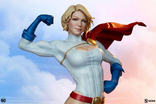 DC Comics: Power Girl 63 cm Premium Format Figure - Sideshow Collectibles