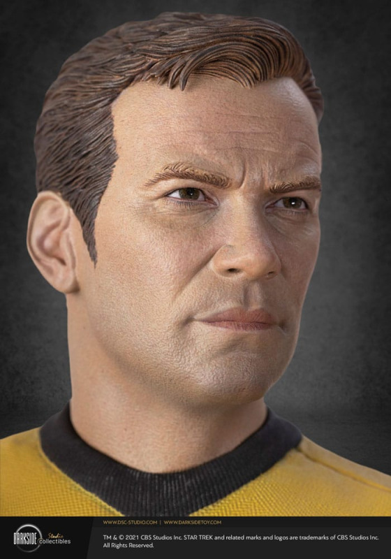 Star Trek Musuem Statue 1/3 Captain James T Kirk 64 cm 3