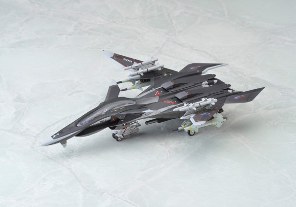 Yukikaze Fairy Air Force Tactical Reconnaissance Model Kit 1/100 FFR-41MR Mave Yukikaze Renewal Ver. 10