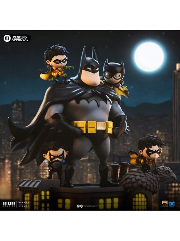 Batman Animated icons PVC Figure Batman Family 18 cm 1