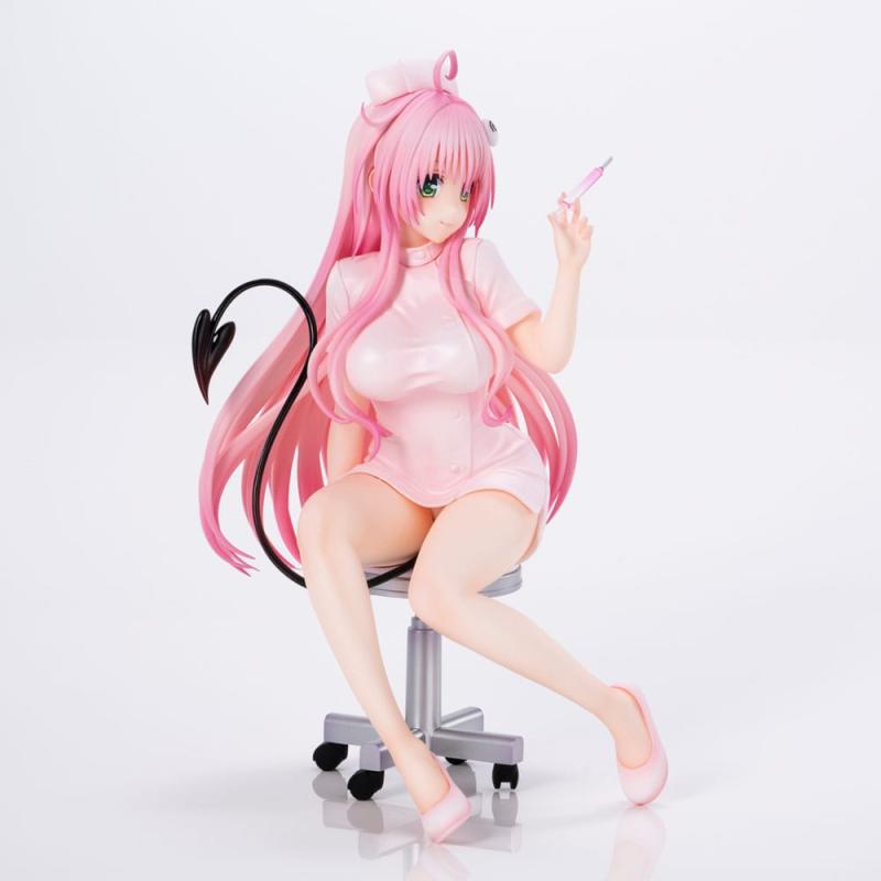 To Love-Ru Darkness Statue PVC Lara Satalin Deviluke Nurse Cos 26 cm