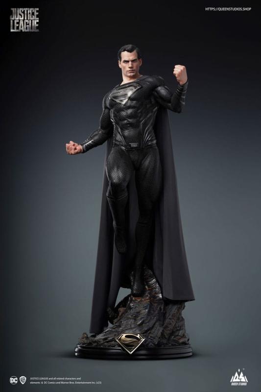 DC Comics: Superman Black Suit Version Regular Edition 1/3 Statue - Queen Studios