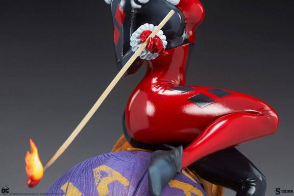 DC Comics: Harley Quinn and The Joker 35 cm Diorama - Sideshow Collectibles