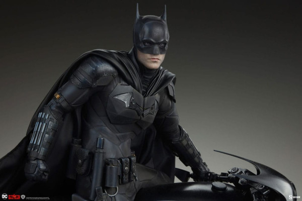 The Batman Premium Format Statue The Batman 48 cm 9