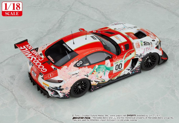 Hatsune Miku GT Project Vehicle 1/18 Good Smile Hatsune Miku AMG 2017 SPA24H Ver. 26 cm 2