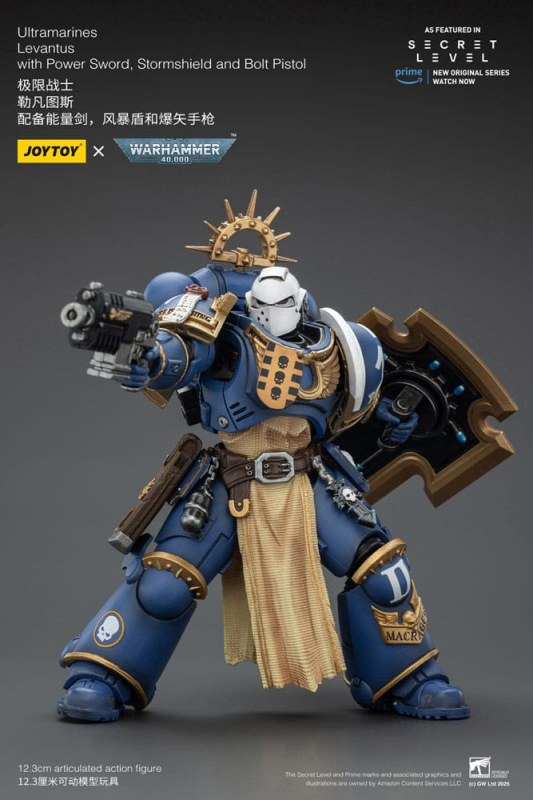Warhammer 40,000 Action Figure Ultramarines Levantus with Power Sword, Stormshield and Bolt Pistol 1 2