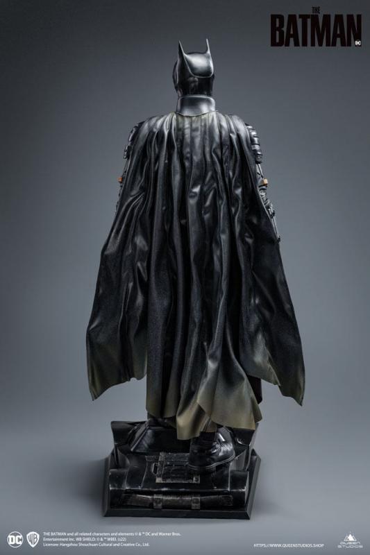 The Batman: Batman Regular Edition 1/3 Statue - Queen Studios