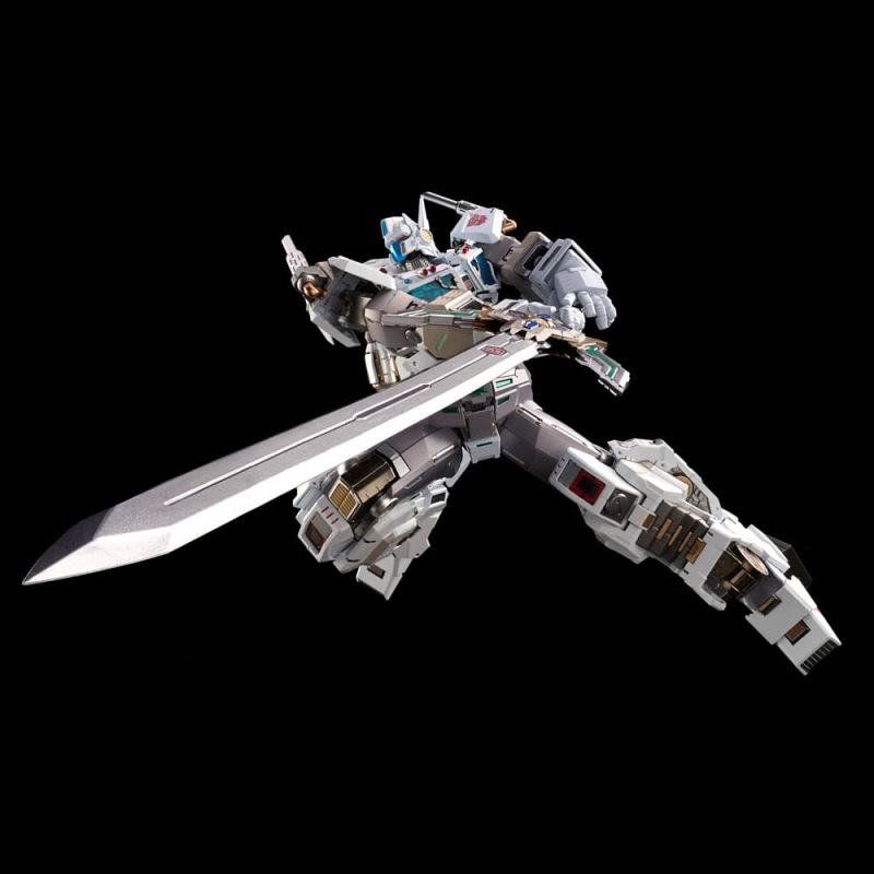 Transformers Kuro Kara Kuri Action Figure Ultra Magnus (Optimus Prime Ver.) 21 cm 8