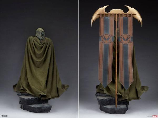 Marvel: Doctor Doom 69 cm Maquette - Sideshow Collectibles