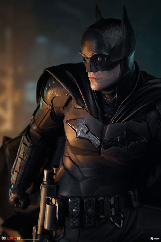The Batman Premium Format Statue The Batman 48 cm 2