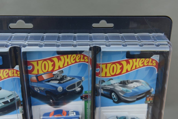 Evoretro Wall Display for 32 Carded Diecast Cars 3-Pack 2