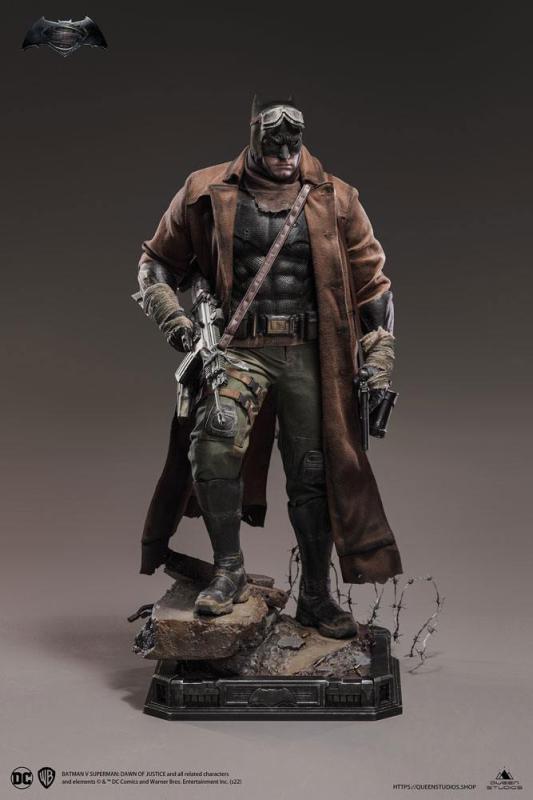 DC Comics: Knightmare Batman 1/4 Statue - Queen Studios