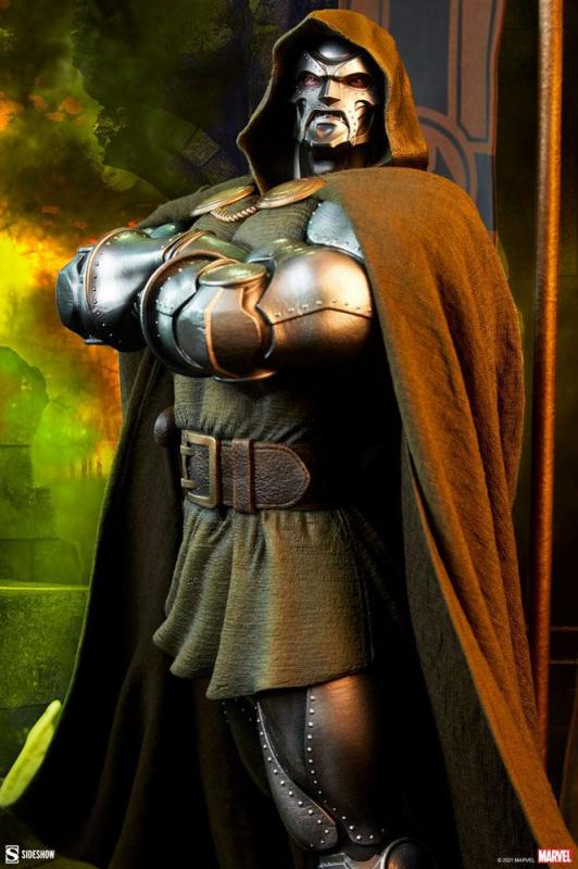 Marvel: Doctor Doom 69 cm Maquette - Sideshow Collectibles
