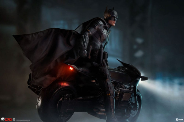 The Batman Premium Format Statue The Batman 48 cm 13