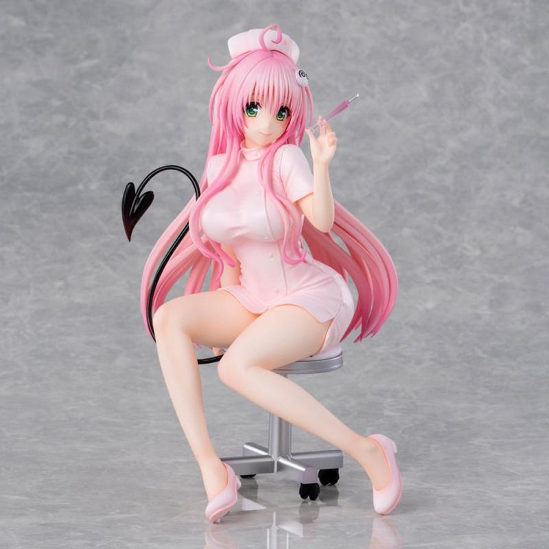 To Love-Ru Darkness Statue PVC Lara Satalin Deviluke Nurse Cos 26 cm