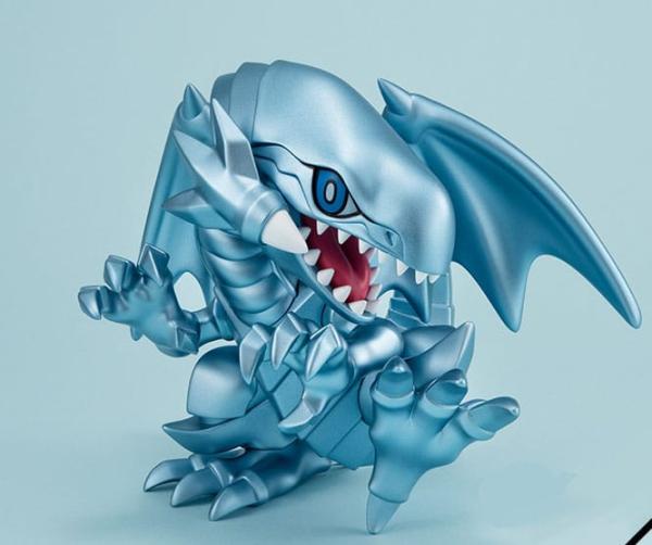 Yu-Gi-Oh! Duel Monsters Megatoon PVC Statue Blue Eyes White Dragon 12 cm 1