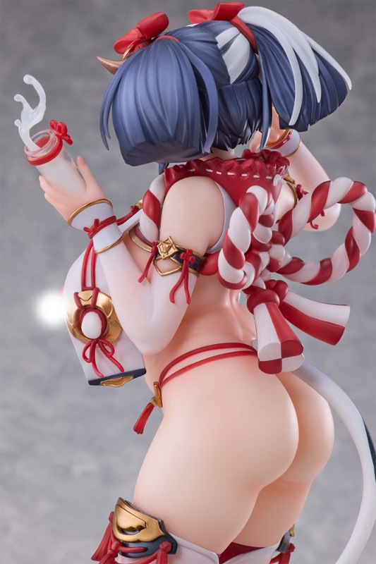 Original Character PVC Figure 1/6 Ushi-chan Illustration by u-suke 28 cm 12