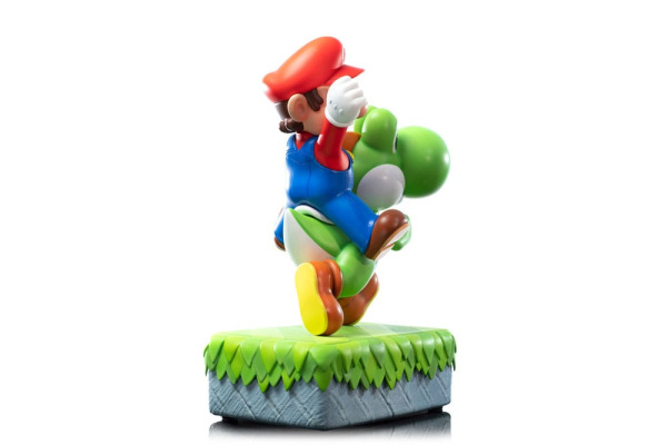 Super Mario Statue Mario & Yoshi 48 cm 7