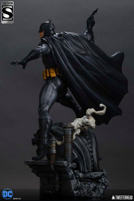 DC Comics Maquette 1/4 Batman (Black and Gray Edition) 66 cm 8