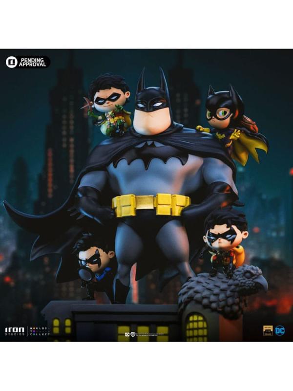 Batman Animated icons PVC Figure Batman Family 18 cm 2