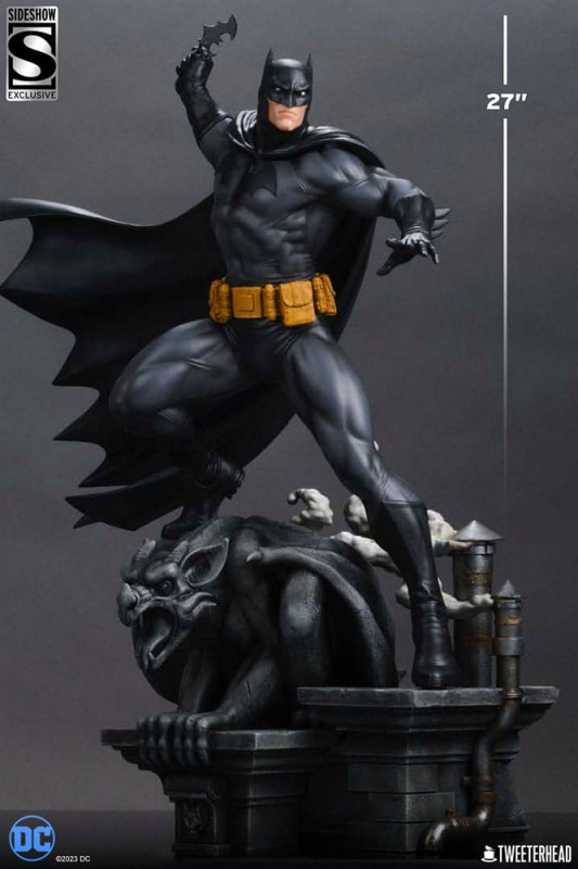 DC Comics Maquette 1/4 Batman (Black and Gray Edition) 66 cm 6
