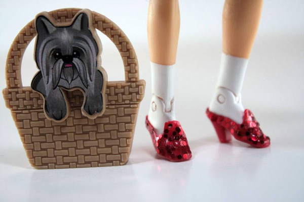 The Wizard of Oz Action Figure Dorothy 20 cm 9