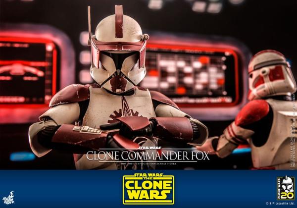 Star Wars The Clone Wars: Clone Commander Fox 1/6 Action Figure - Hot Toys