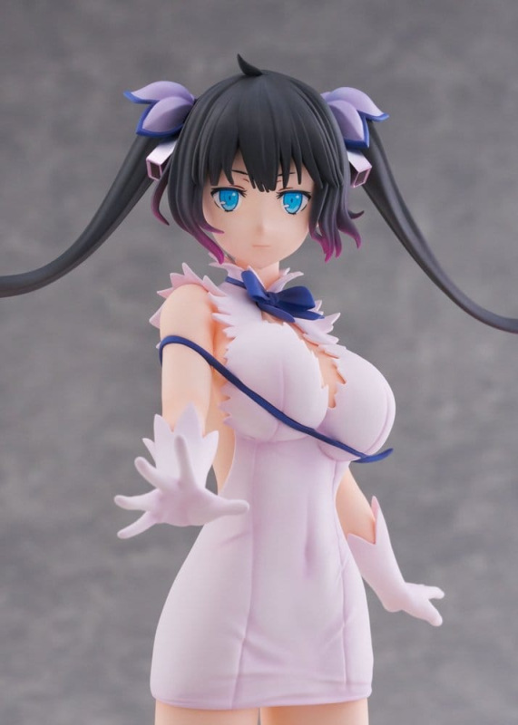 Is It Wrong to Try to Pick Up Girls in a Dungeon? V PVC Figure 1/7 Hestia Divinity Unleashed Ver. Am 4