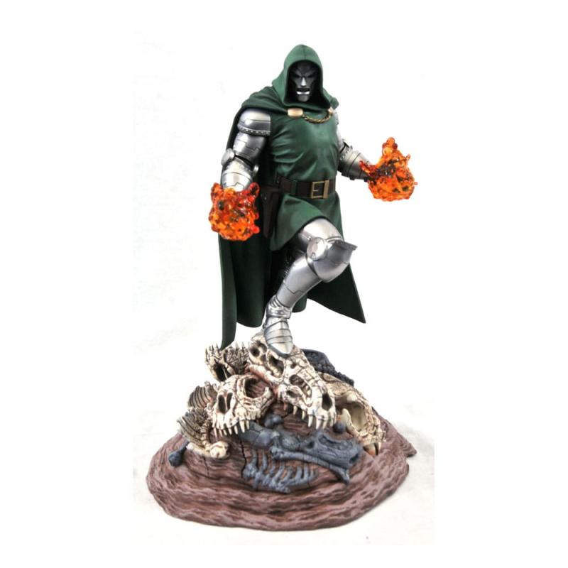 Marvel: Doctor Doom 25 cm Comic Gallery PVC Statue - Diamond Select