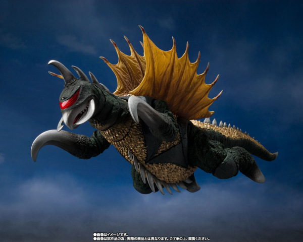 Godzilla vs. Gigan S.H. MonsterArts Action Figure Gigan 16 cm 4