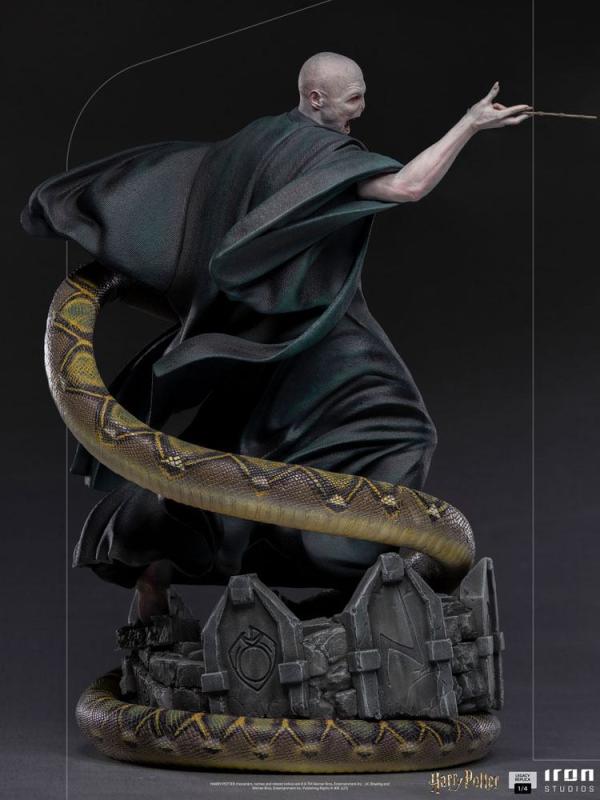 Harry Potter Legacy Replica Statue 1/4 Voldemort & Nagini 58 cm 4