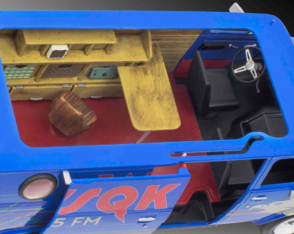 Stranger Things Model Kit 1/25 Squawk Van (Aqua Color) 21 cm 5