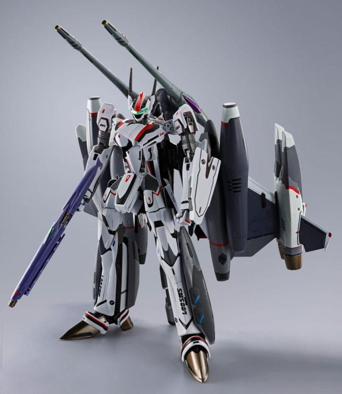 Macross Frontier DX Chogokin Action Figure Tornado Messiah Valkyrie Alto Saotome Use Revival Ver. 25