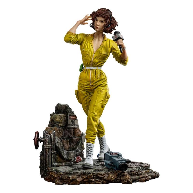 Teenage Mutant Ninja Turtles: April O'Neal 1/10 Art Scale Statue - Iron Studios
