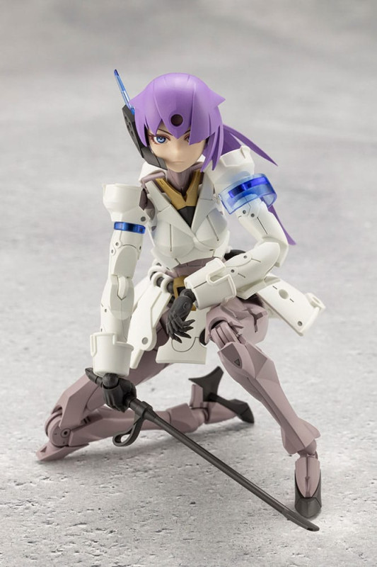 Megalomaria Unlimited Universe Plastic Model Kit Vanguard Leader 16 cm 2