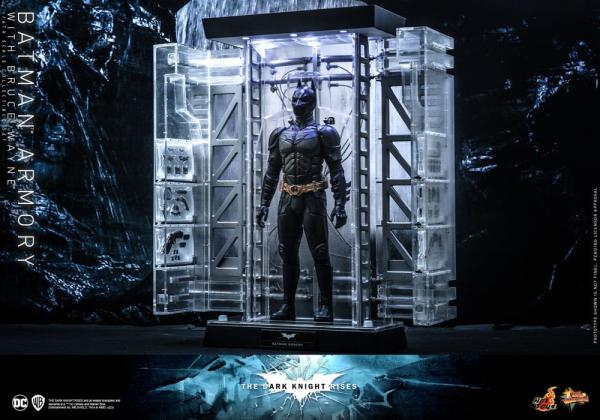 The Dark Knight Rises Movie Masterpiece Action Figures & Diorama 1/6 Batman Armory with Bruce Wa