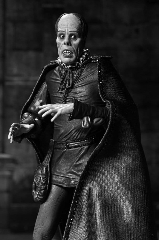 Phantom of the Opera (1925) Ultimate Action Figure Masque of the Red Death (B&W) 18 cm 9