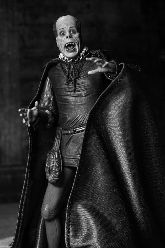 Phantom of the Opera (1925) Ultimate Action Figure Masque of the Red Death (B&W) 18 cm 7