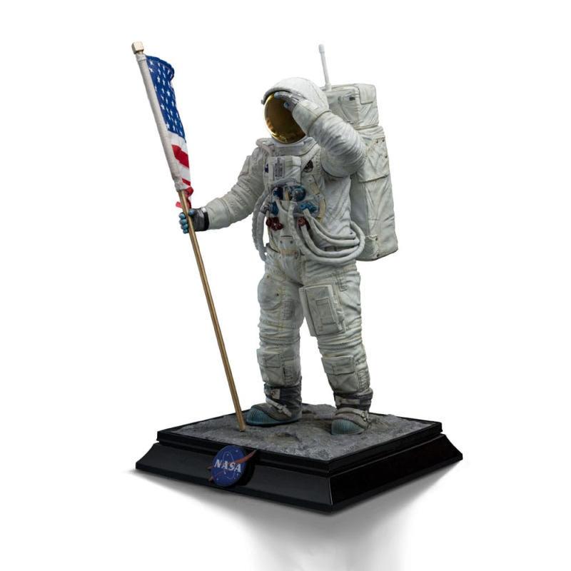 NASA Art Scale Statue 1/10 Apollo 11 Astronaut 23 cm 3
