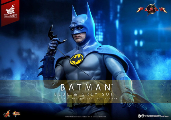 The Flash Movie Masterpiece Action Figure 1/6 Batman (Blue & Grey Suit) Limited Edition Hot Toys Exc 1