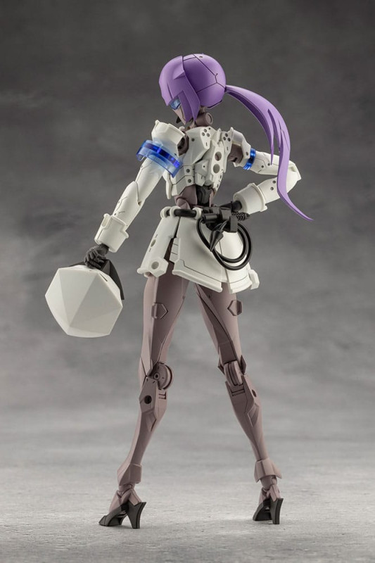 Megalomaria Unlimited Universe Plastic Model Kit Vanguard Leader 16 cm 7