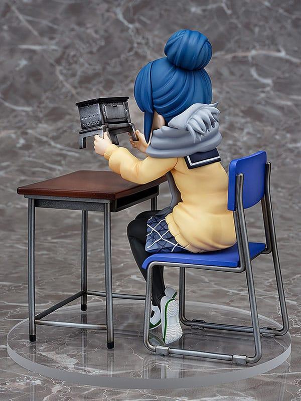 Laid-Back Camp PVC Statue 1/7 Rin Shima: Look What I Bought Ver. 14 cm 5